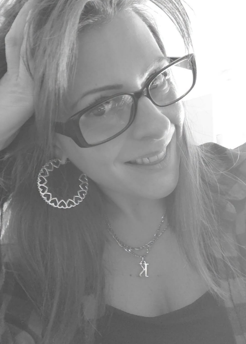 Allie, founder of Scene + Styled