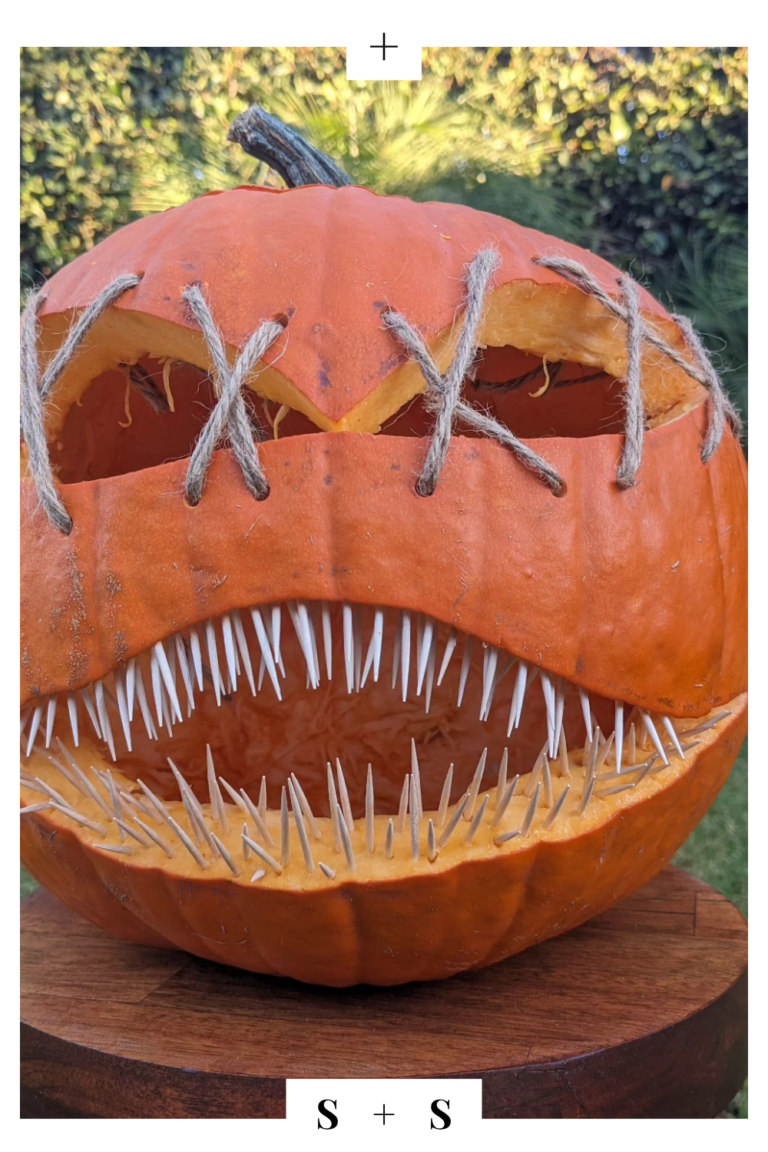 scary pumpkin carving